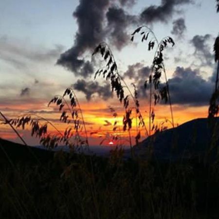 In Sicilia Da Ciro Bed & Breakfast Vita ภายนอก รูปภาพ