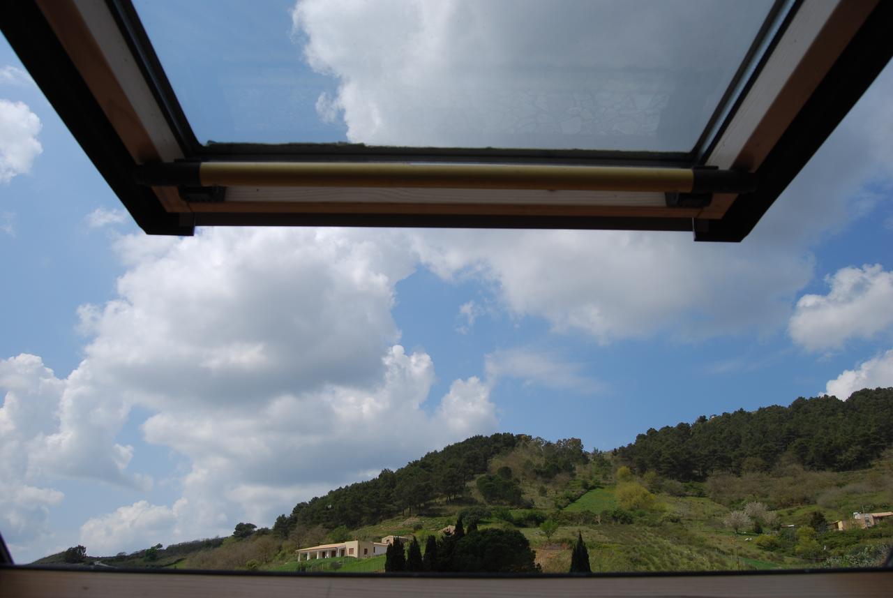In Sicilia Da Ciro Bed & Breakfast Vita ภายนอก รูปภาพ