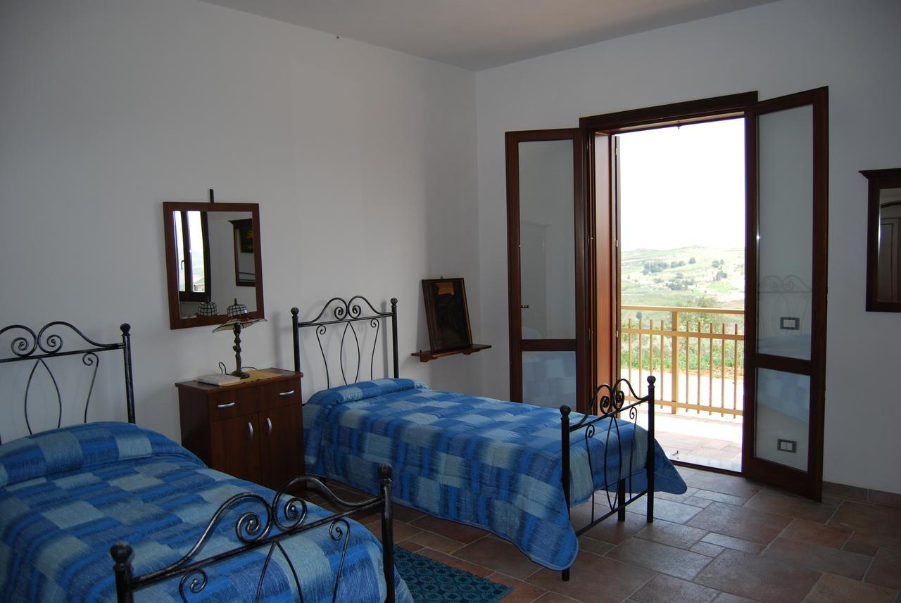 In Sicilia Da Ciro Bed & Breakfast Vita ภายนอก รูปภาพ