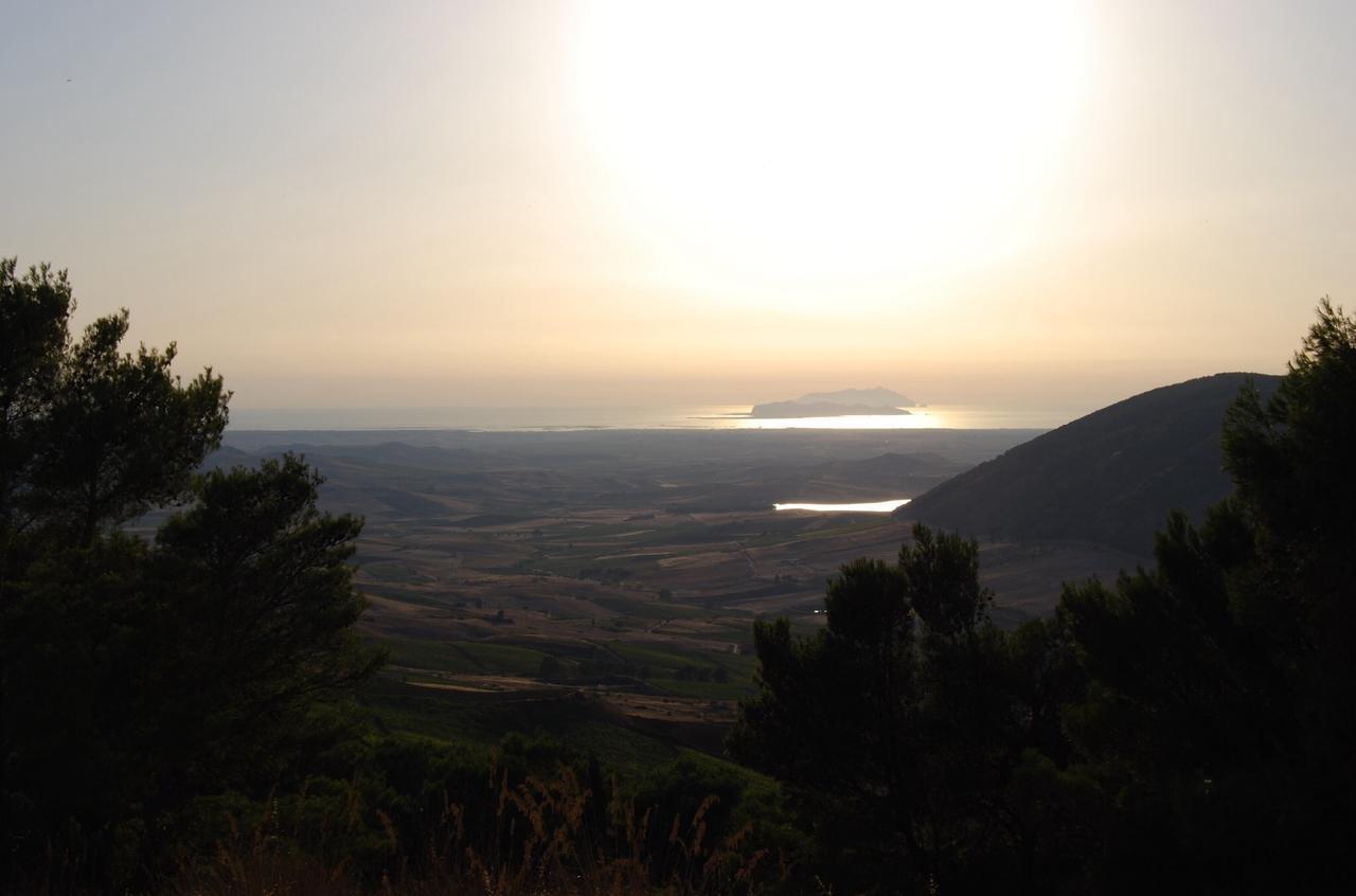 In Sicilia Da Ciro Bed & Breakfast Vita ภายนอก รูปภาพ