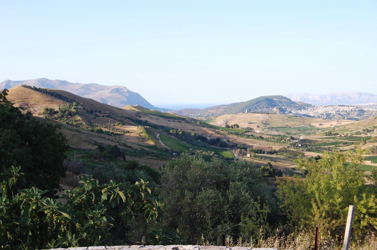 In Sicilia Da Ciro Bed & Breakfast Vita ภายนอก รูปภาพ